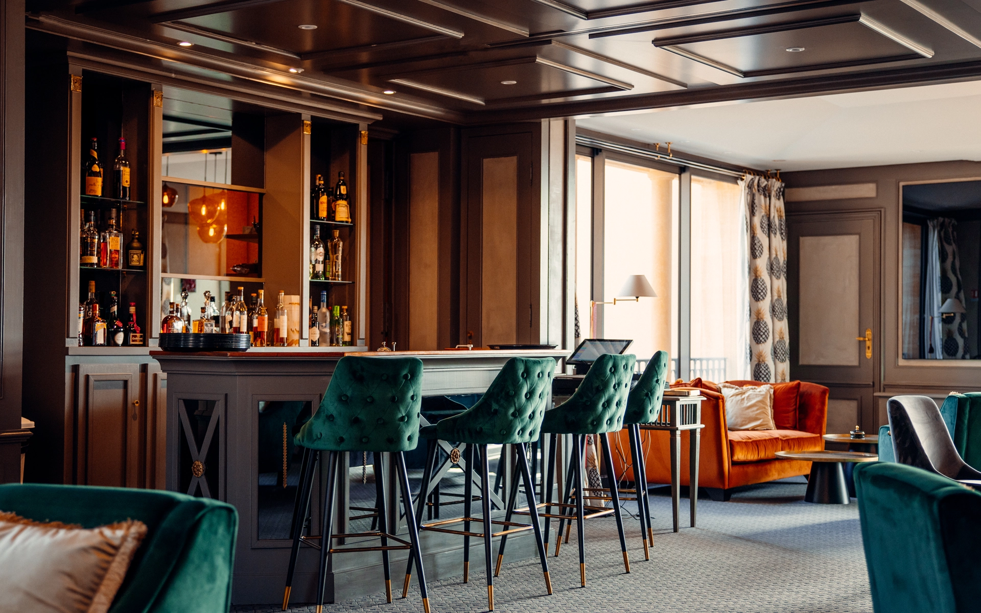 Le Bar de l'hôtel du Domaine de Rochebois